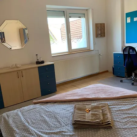 Platz Fuer Bis Zu 14-personen Im 