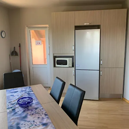 Appartamento Platz Fuer Bis Zu 14-personen Im 