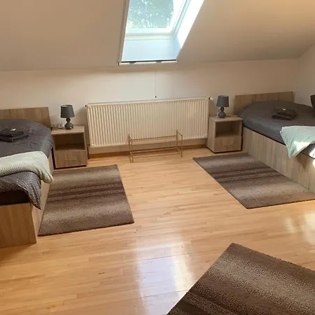 Appartamento Platz Fuer Bis Zu 14-personen Im 