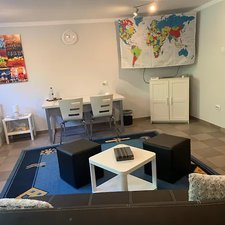 Platz Fuer Bis Zu 14-personen Im 
